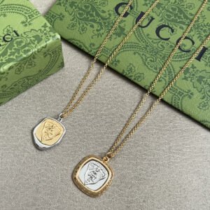 oGUCCIo Necklaces 0142