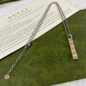 oGUCCIo Necklaces 0174