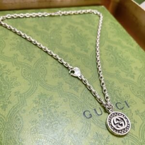 oGUCCIo Necklaces 0189