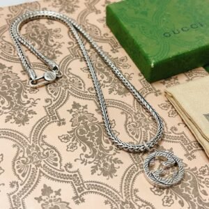 oGUCCIo Necklaces 0199