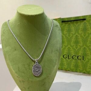 oGUCCIo Necklaces 0236