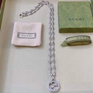 oGUCCIo Necklaces 0259
