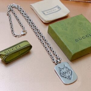 oGUCCIo Necklaces 0275