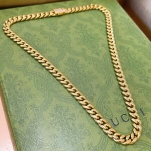 oGUCCIo Necklaces 0283