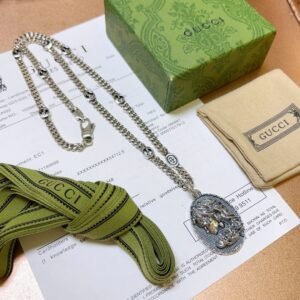 oGUCCIo Necklaces 0290