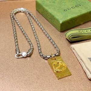 oGUCCIo Necklaces 0295