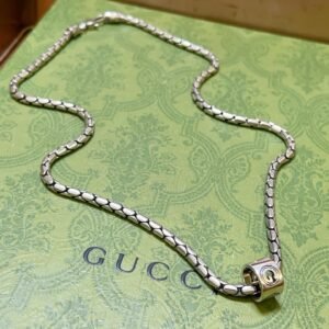 oGUCCIo Necklaces 0303