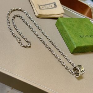 oGUCCIo Necklaces 0304