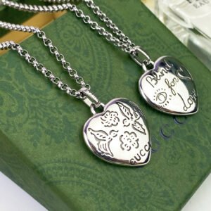oGUCCIo Necklaces 0404