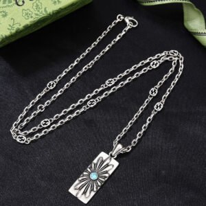 oGUCCIo Necklaces 0411