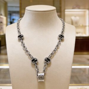 oGUCCIo Necklaces 0425