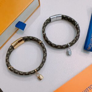 oLVo Bracelets 0115