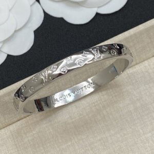 oLVo Bracelets 0231
