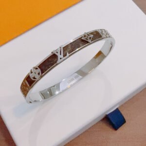 oLVo Bracelets 0276