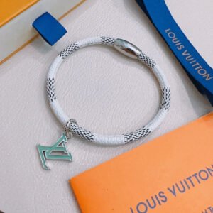 oLVo Bracelets 0321