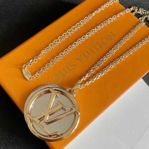 oLVo Necklaces 0036