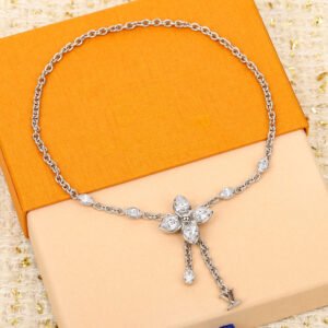 oLVo Necklaces 0077