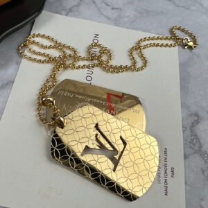 oLVo Necklaces 0101