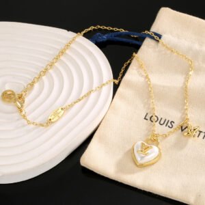 oLVo Necklaces 0110