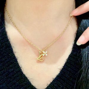 oLVo Necklaces 0128