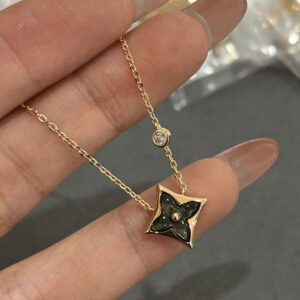 oLVo Necklaces 0137