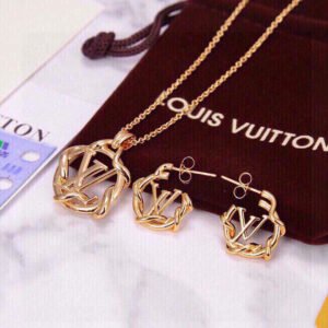 oLVo Necklaces 0156