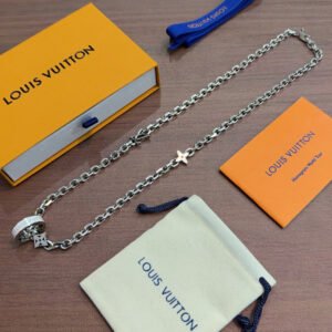 oLVo Necklaces 0174