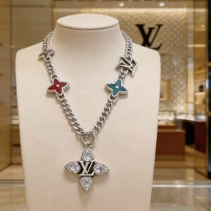 oLVo Necklaces 0189