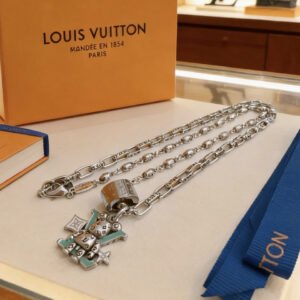 oLVo Necklaces 0199