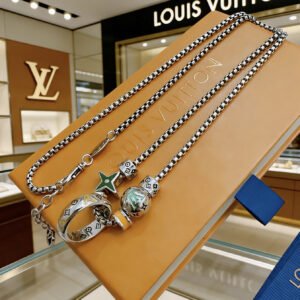 oLVo Necklaces 0200