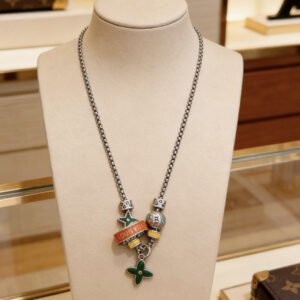 oLVo Necklaces 0203