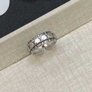 oLVo Rings 0034