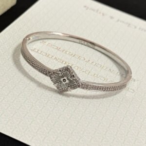 oVCAo Bracelets 0251