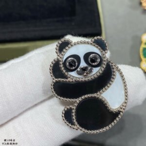oVCAo Brooches 0012