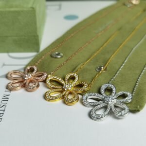 oVCAo Necklaces 0041