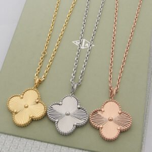 oVCAo Necklaces 0048