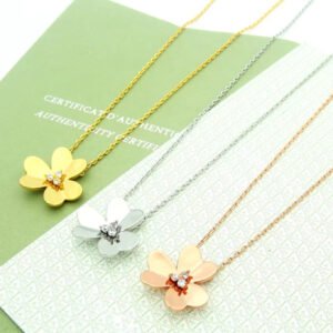 oVCAo Necklaces 0055