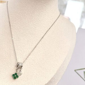 oVCAo Necklaces 0118