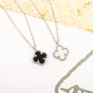 oVCAo Necklaces 0133