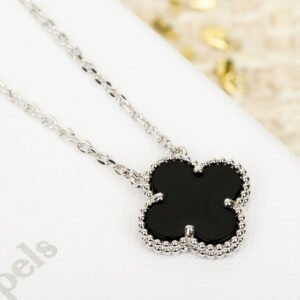 oVCAo Necklaces 0136