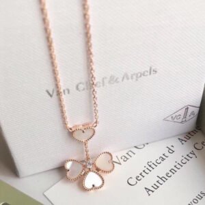 oVCAo Necklaces 0154