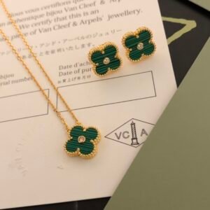 oVCAo Necklaces 0155