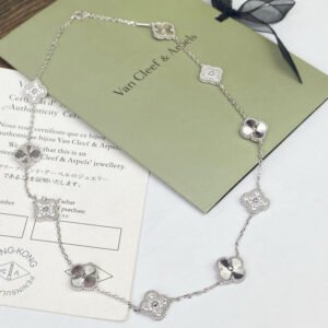 oVCAo Necklaces 0172
