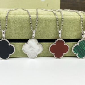 oVCAo Necklaces 0191