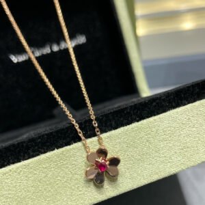 oVCAo Necklaces 0204