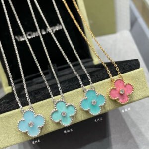 oVCAo Necklaces 0208