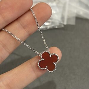 oVCAo Necklaces 0233