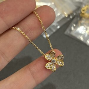 oVCAo Necklaces 0238