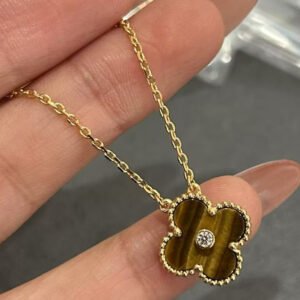 oVCAo Necklaces 0251