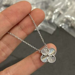 oVCAo Necklaces 0268